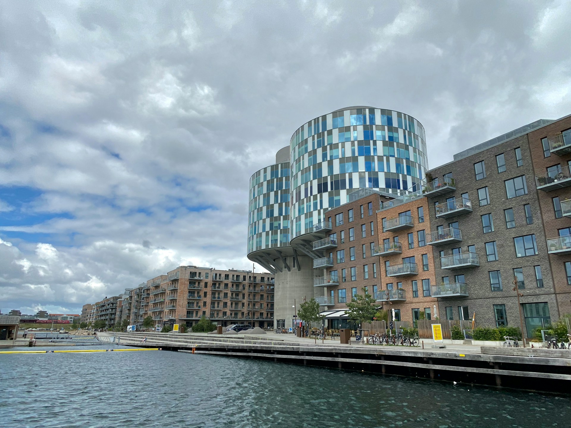 Regenerative design in urban development: beyond sustainability