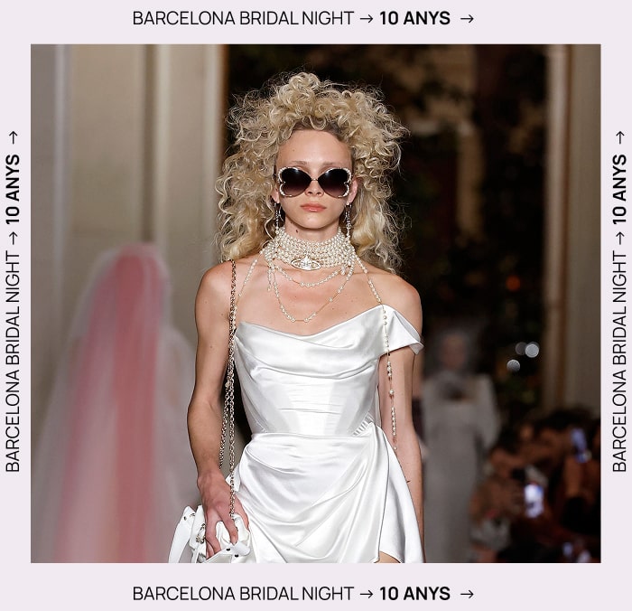 Modelo desfilando en los barcelona bridal night