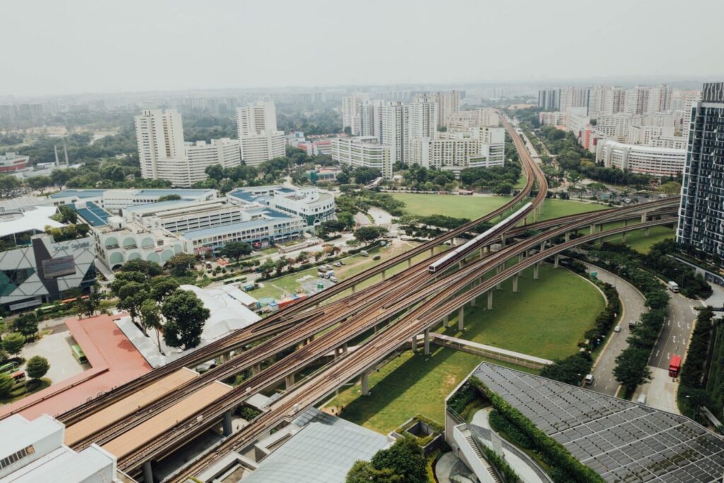 Smart infrastructures, the key to more resilient and efficient cities