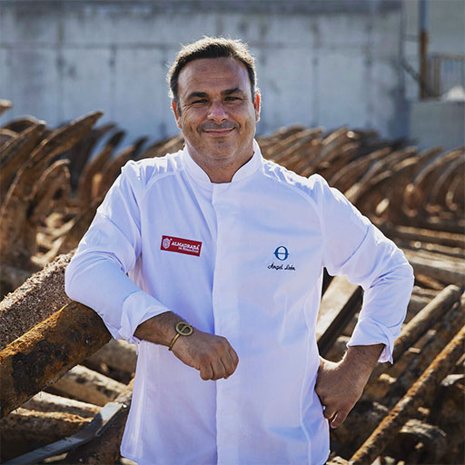 Ángel León