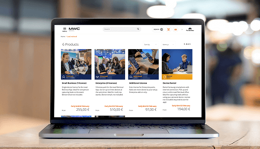 Fira Store web in laptop