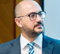 Sébastien Hank