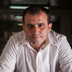Jonatan Gómez Luna Torres